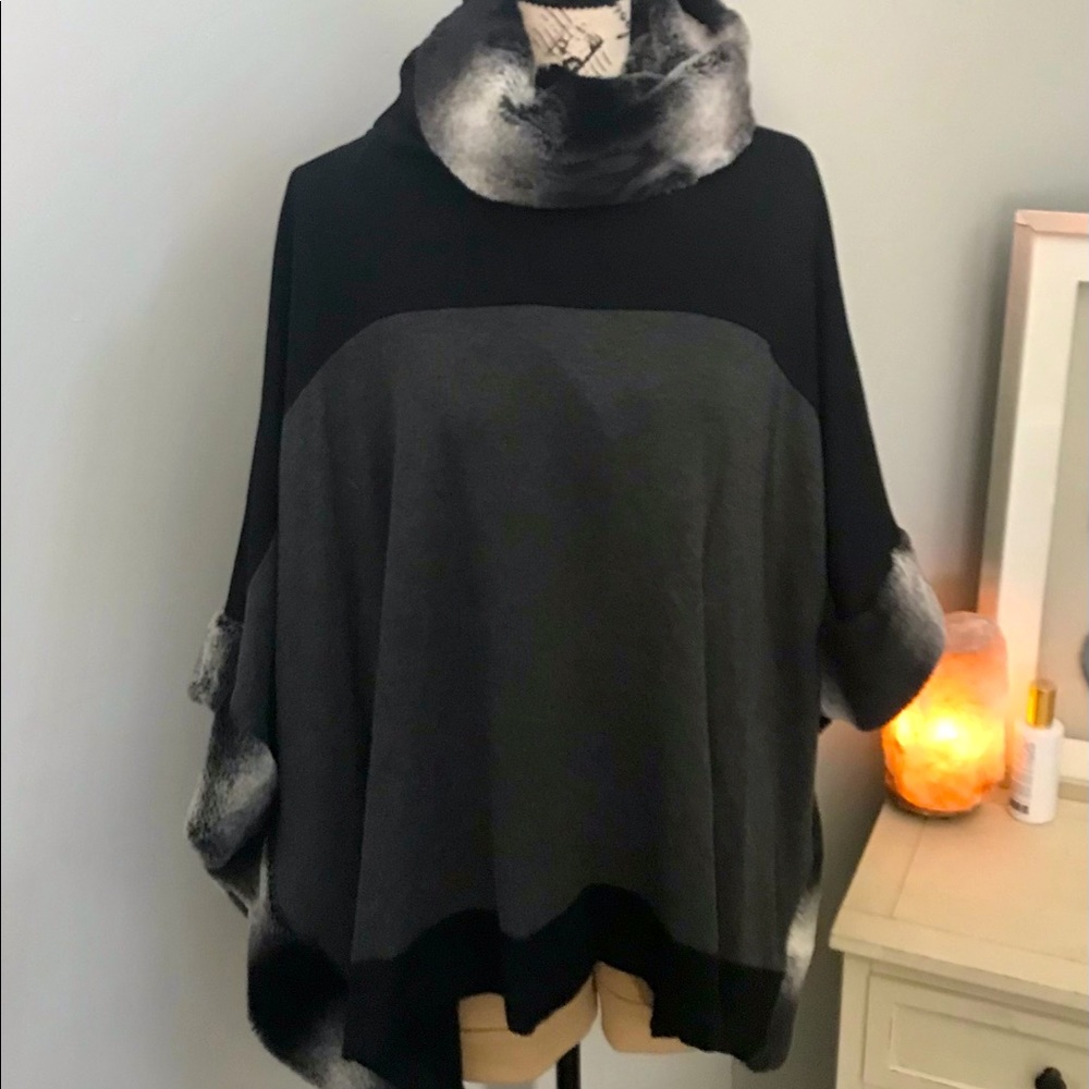 Sake 5th Avenue poncho